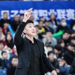 世界杯手机版安装-能买周琦竟没钱？欠7亿靠质押股权救急 四川男篮要靠女篮老板了？